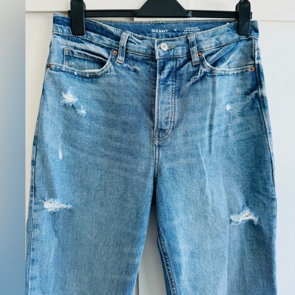 Old Navy Extra High Rise Jeans - Picture 2 of 9